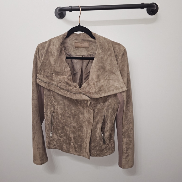 Women's Taupe Teddy Jacket - Picture 8 of 9